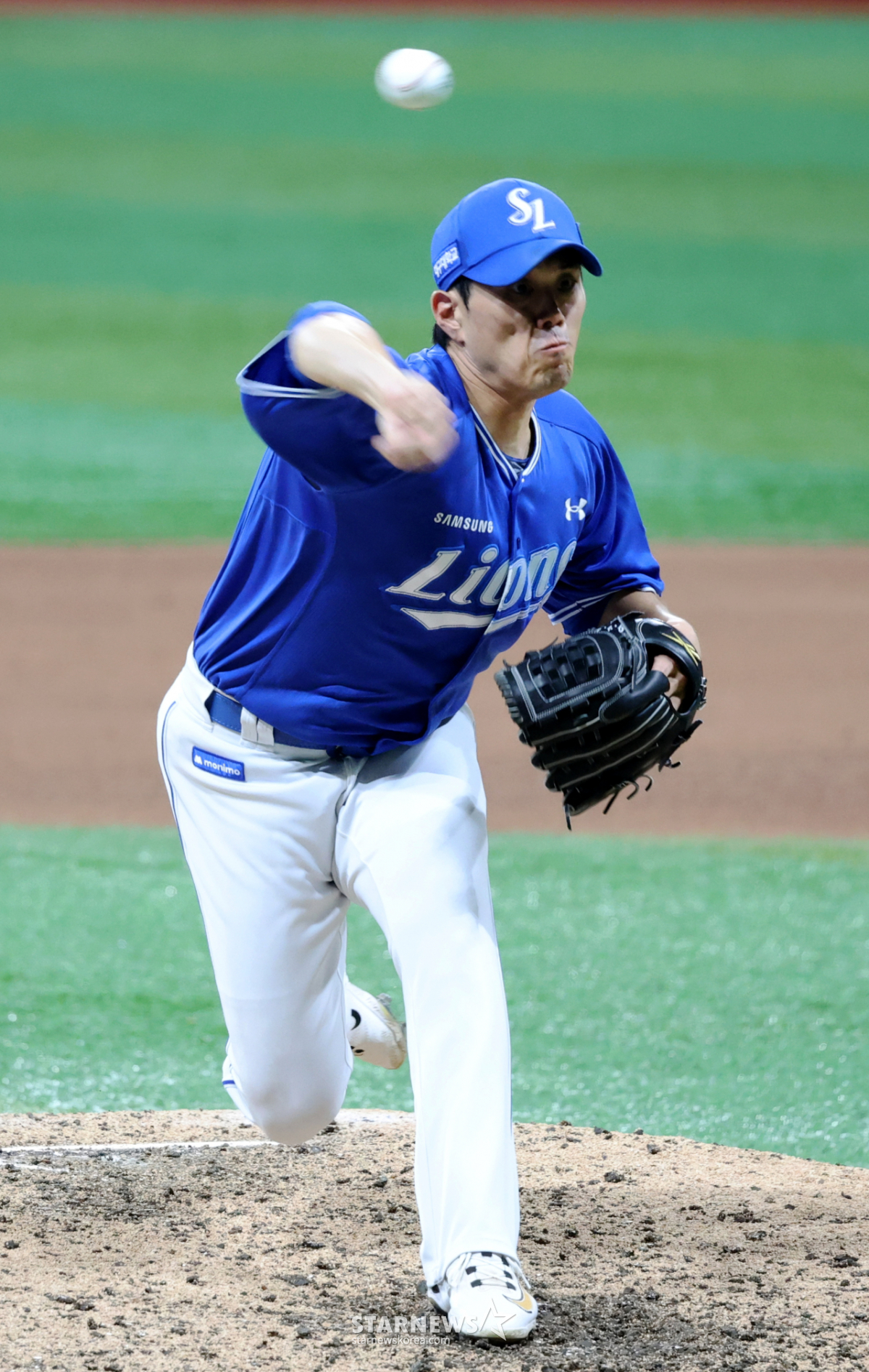 [포토] '무사 1,2루도 걱정마!' 삼성 마무리 김재윤