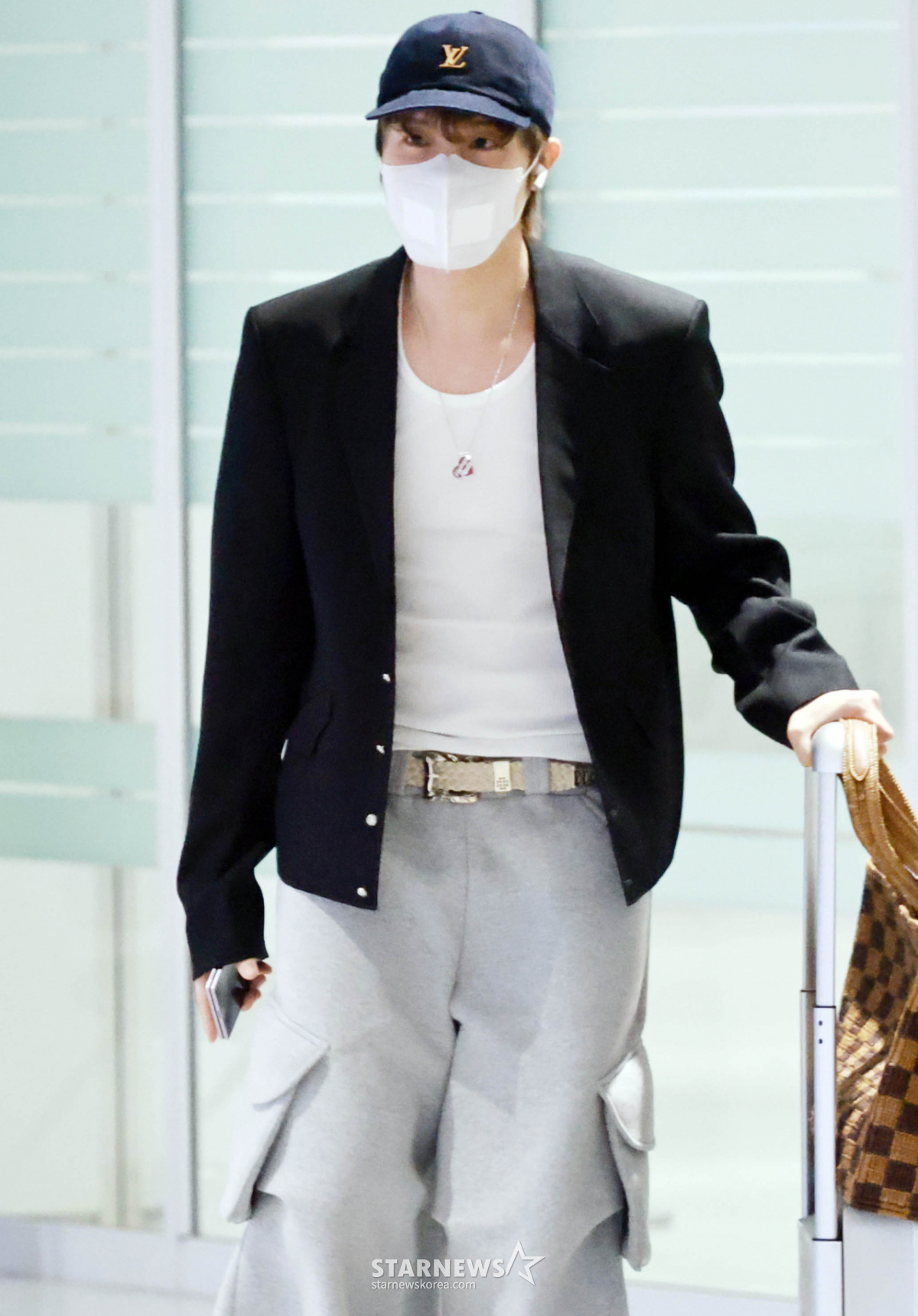 BTS 제이홉 '잘 다녀왔어요'[★포토]