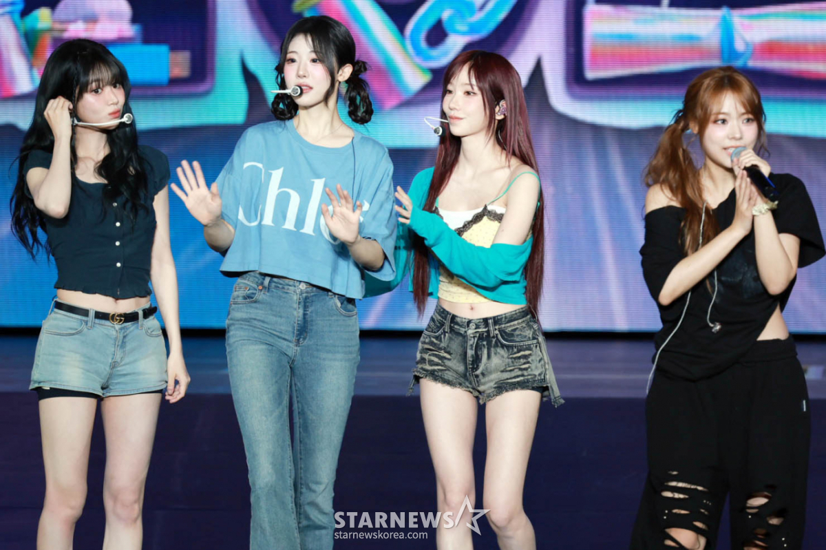 QWER '귀여운 인사'[★포토]
