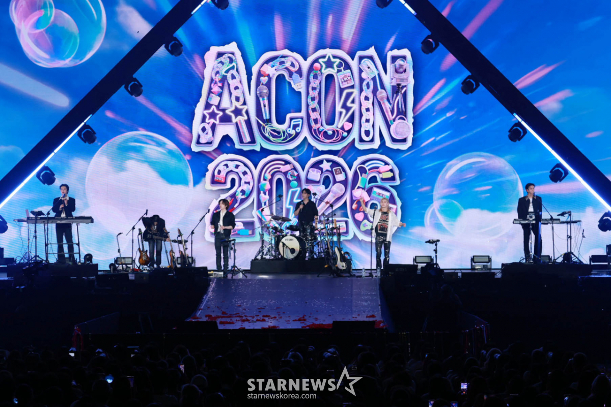 [ACON2026]엑스디너리 히어로즈 'ACON2026 화려한 무대' [★포토]
