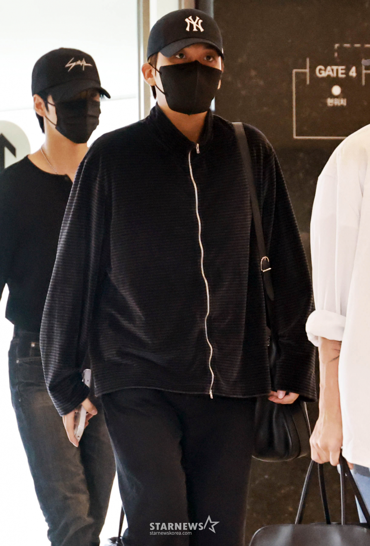 에이티즈 종호 '올블랙 패션'[★포토]