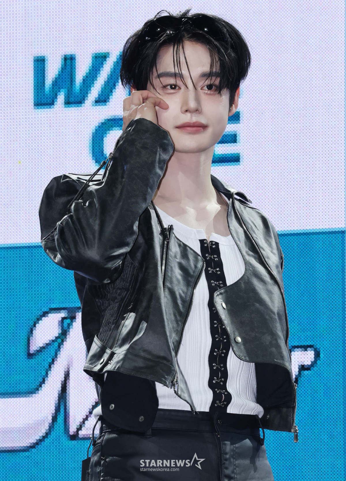 제로베이스원 김지웅, 일부 그룹 활동 불참.."작품 일정 고려"[공식]