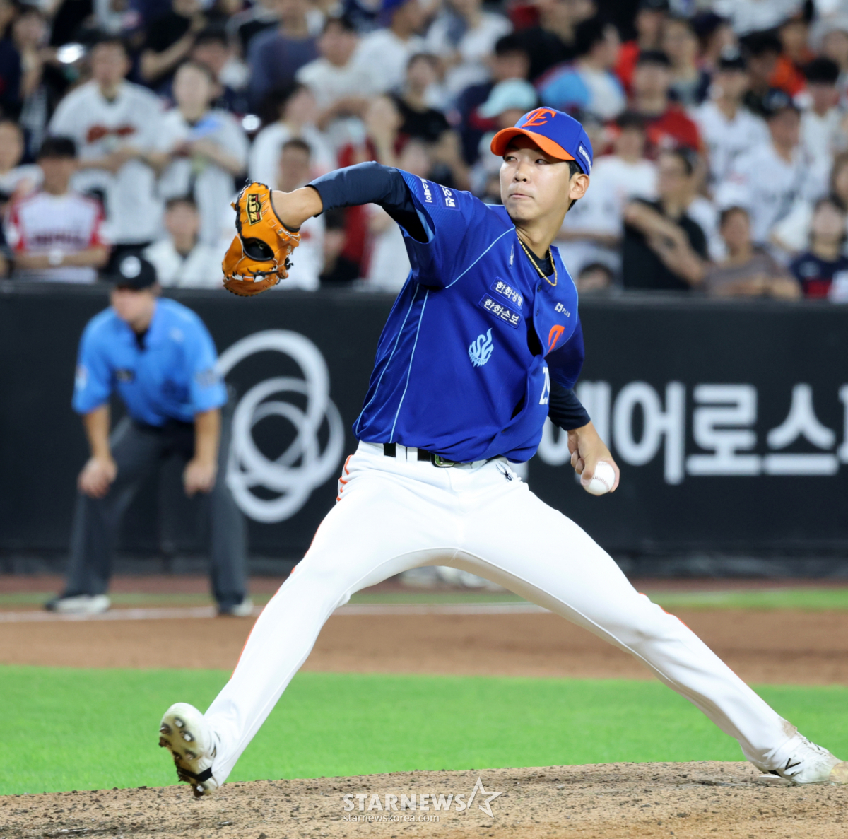 [포토] '8회초도 무실점' 황준서