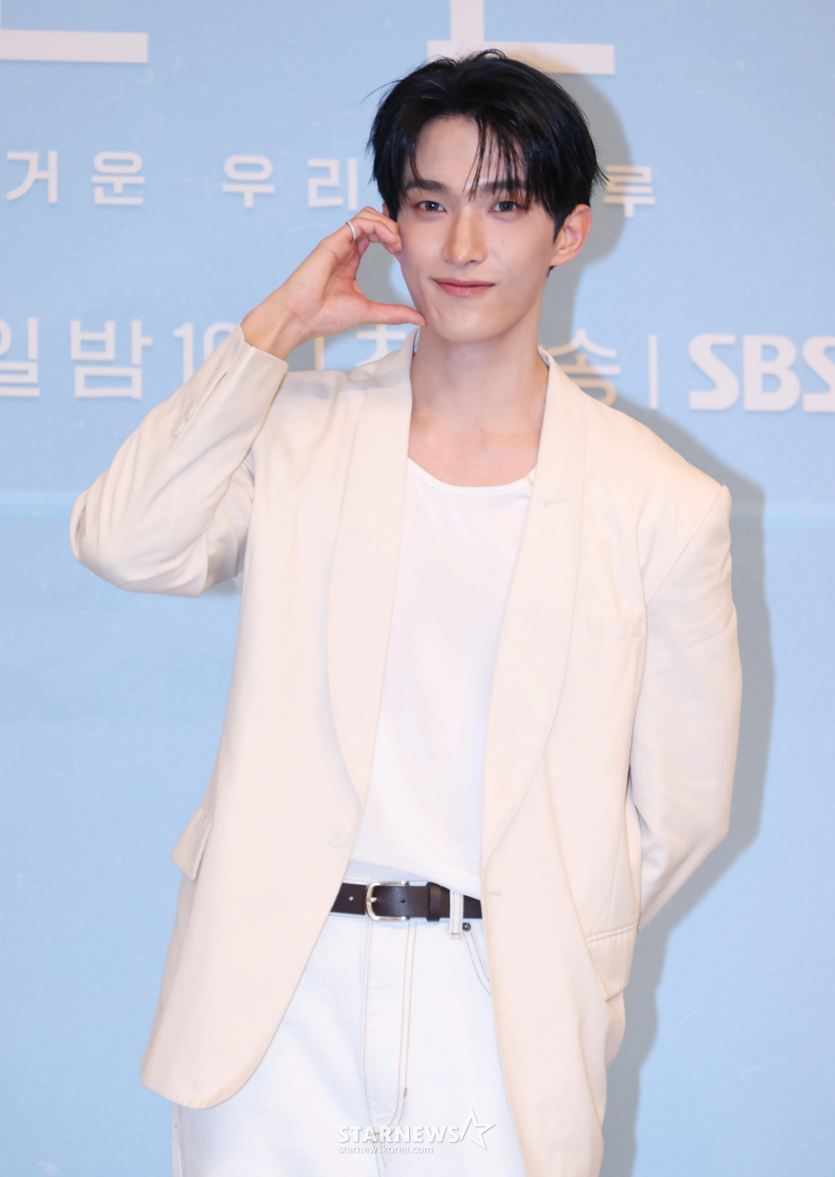 도겸 '완벽한 볼하트'[★포토]