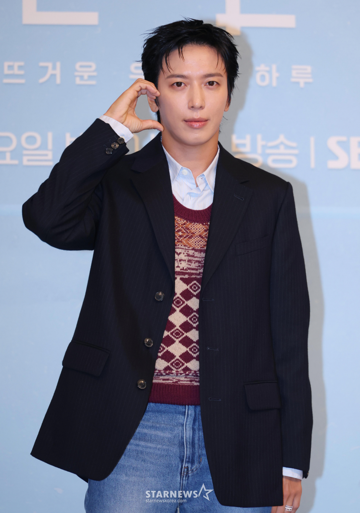 정용화 '표정은 시크하게'[★포토]