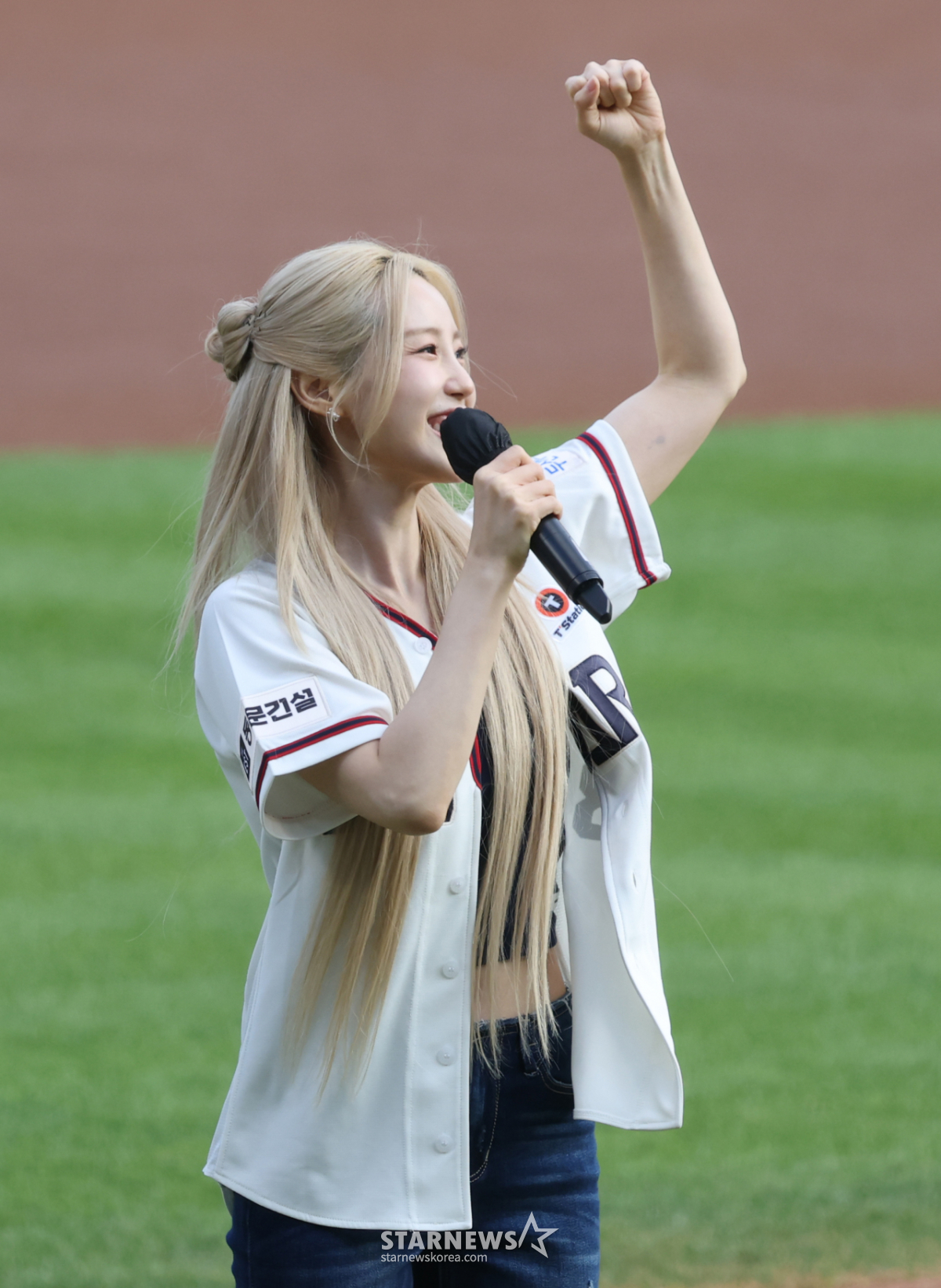 [포토] 시크릿 전효성 '두산 승리 치트키'