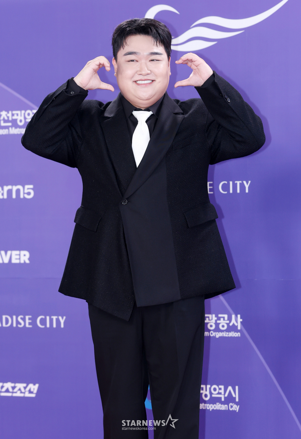 'SNL 코리아' 김규원, 6일 잠실 NC전 두산 승리 기원 시구자로 나선다 "높은 승률 이어갈 수 있도록 하겠다"