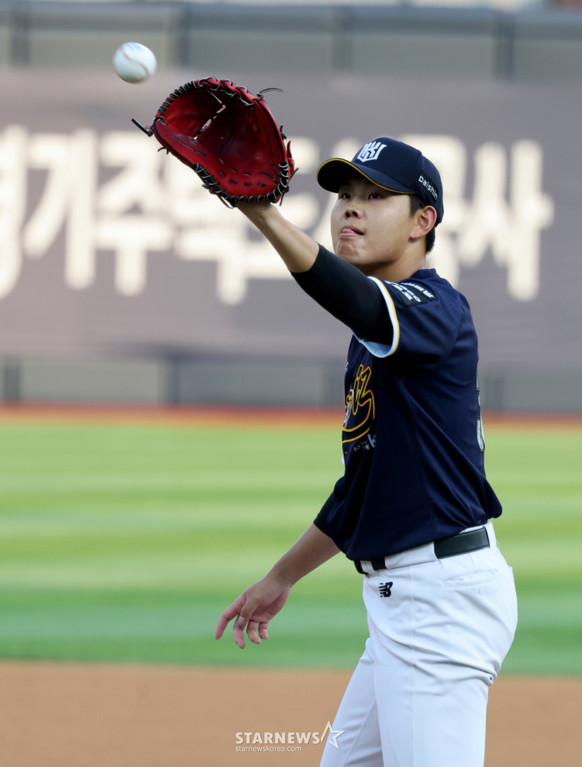 25세 동생이 해냈다! '3승 무패-ERA 1.78' KT 소형준, KBO 7월 '쉘힐릭스플레이어' 선정