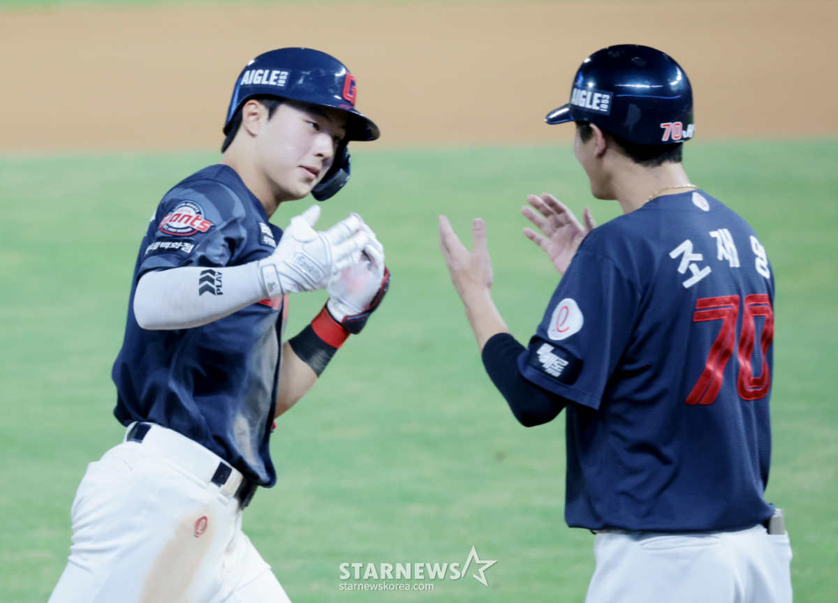 [포토]4회초 롯데 두번째 홈런 주인공은 한태양