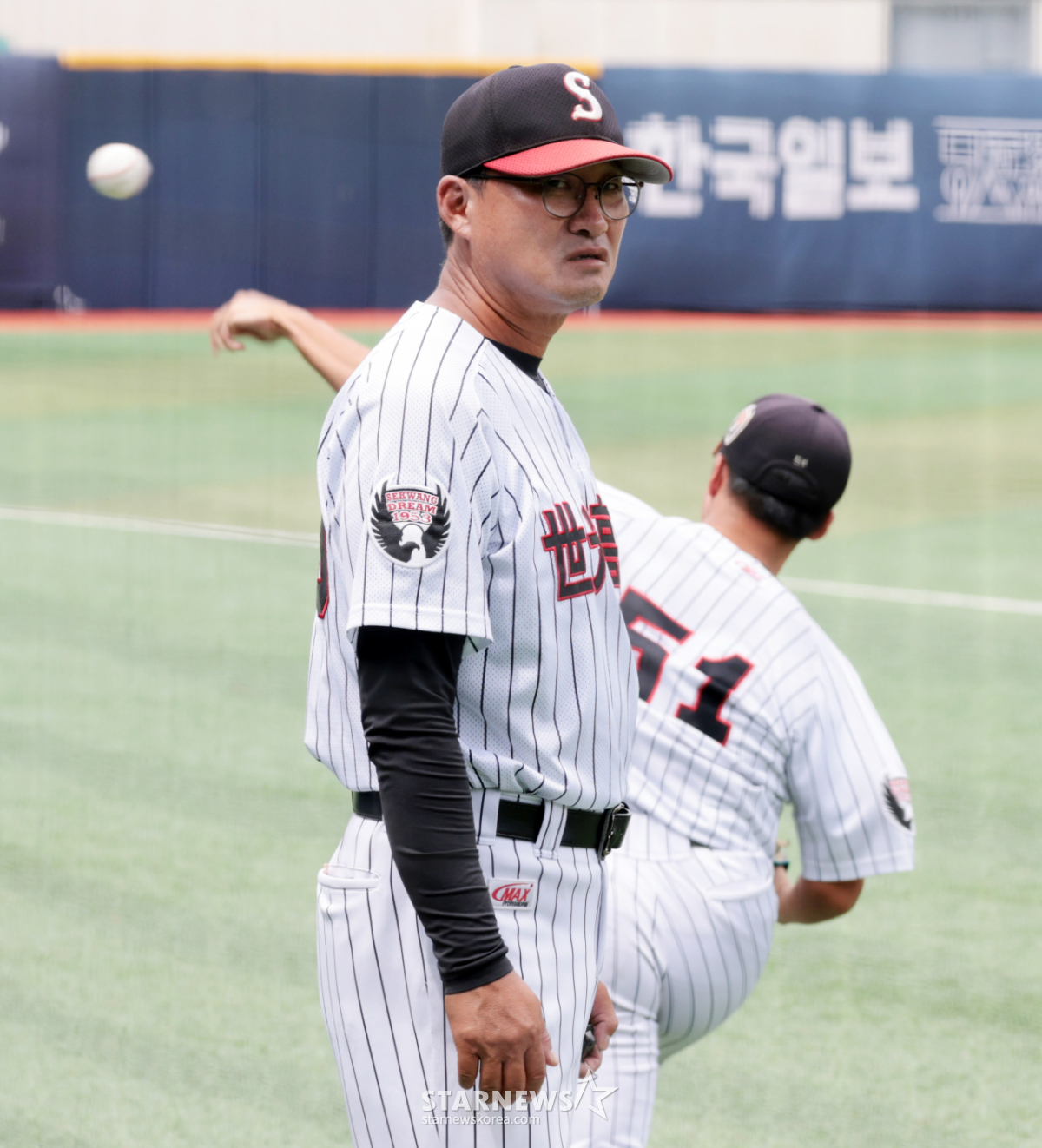 [포토]'오랜만입니다. 진필중입니다'