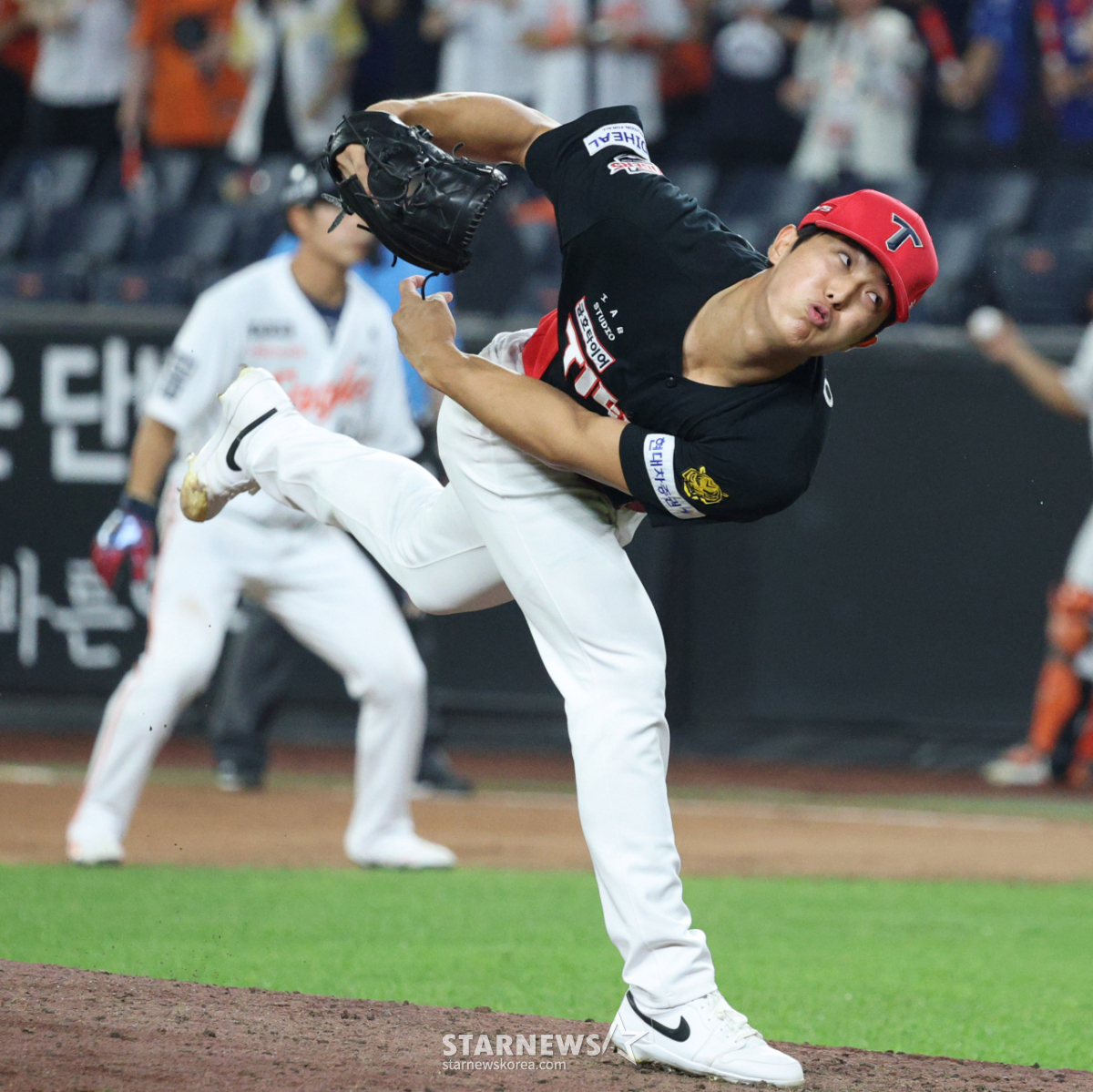 [포토] 이의리가 막으리