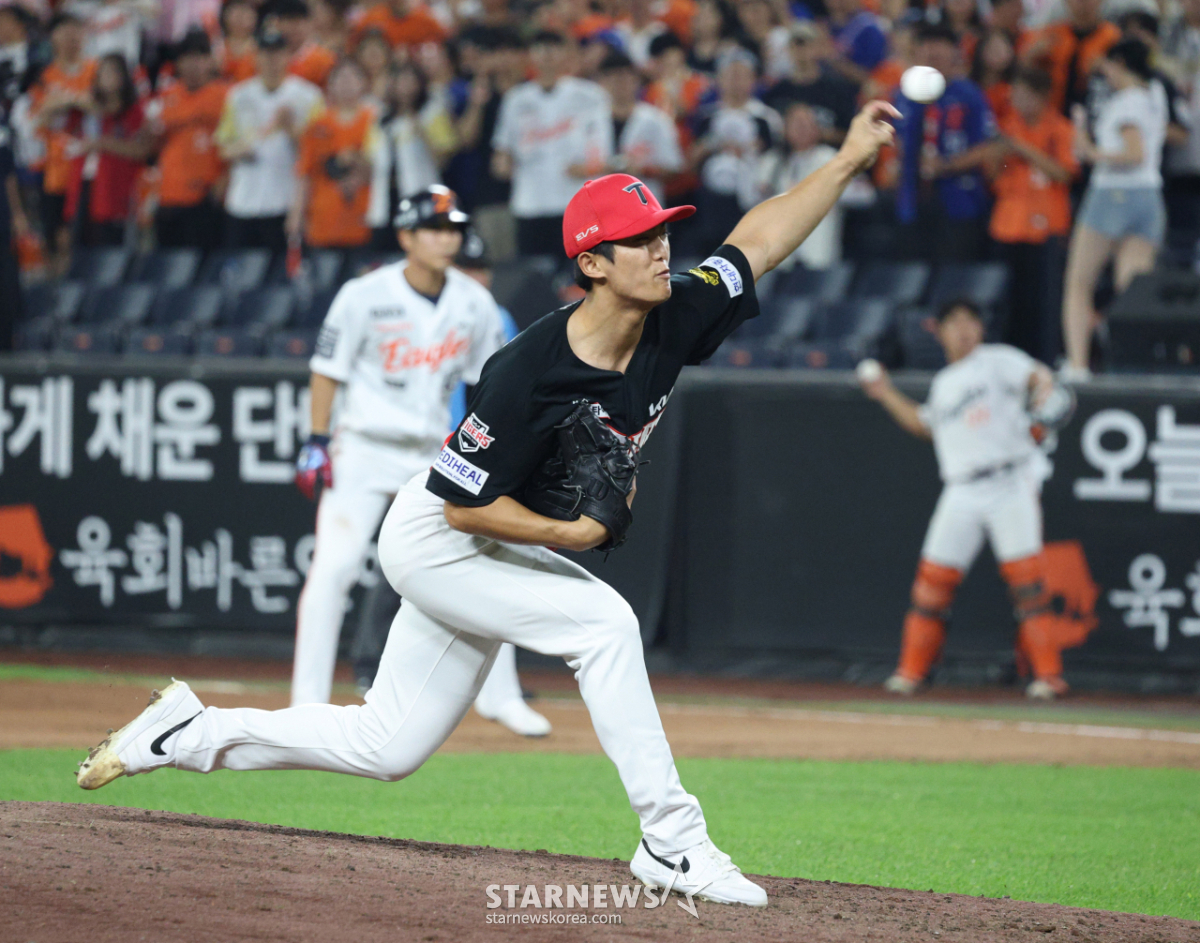 [포토] 이의리, 돌아온 고공폭격