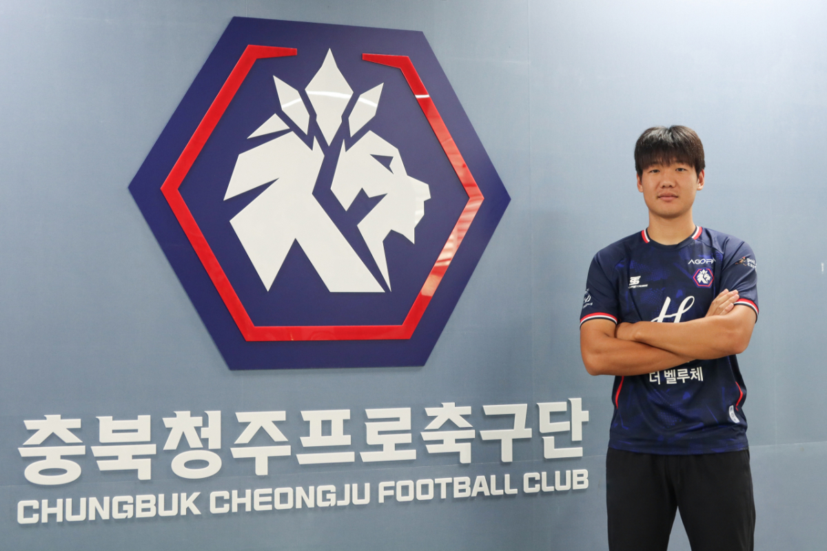 [오피셜] 이적시장 마지막 퍼즐! 충북청주, 188cm '멀티 방패' 박진영 품었다... "적으로 만날 때 쉽지 않았던 팀"