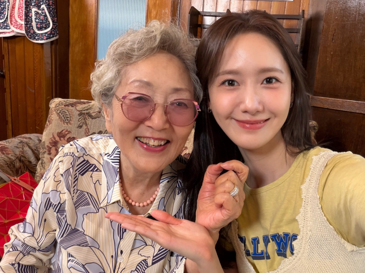 "친손녀 같아" 윤아, 김영옥과 3년만 재회..'킹더랜드' 인연 여전