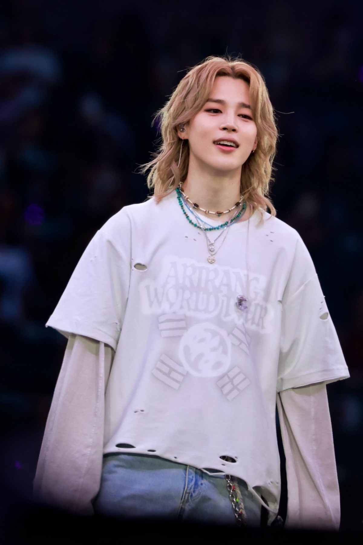 BTSジミンの小さな抱擁が成し遂げた大きな奇跡..世界中のファンによる