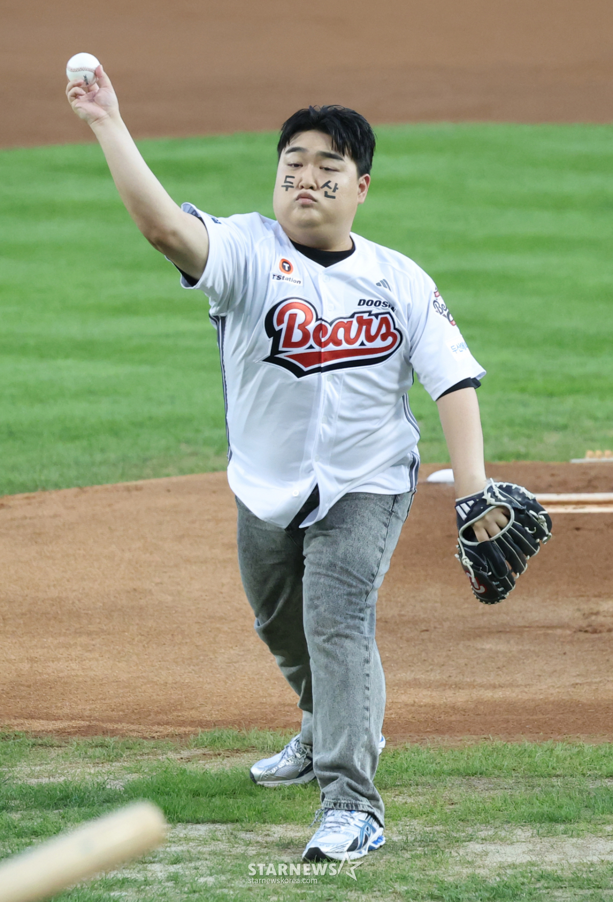 [포토] 김규원 '규카츠 릴리즈포인트 보소