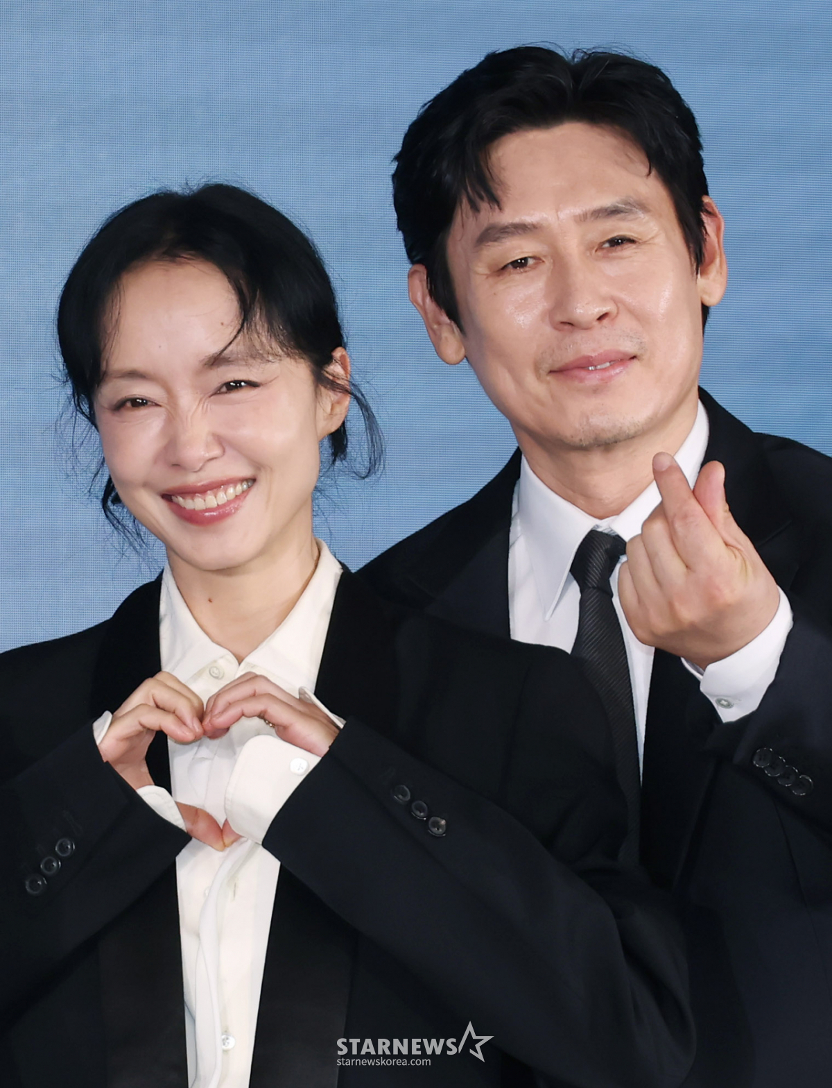 전도연-설경구 '전설부부의 사랑이야기 기대하세요'[★포토]