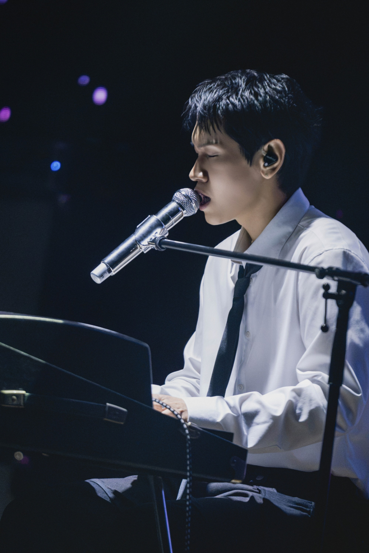 크러쉬, 1년 6개월 만 팬미팅 눈물 "팬, 인생 가장 큰 수확·꿈" [공식]