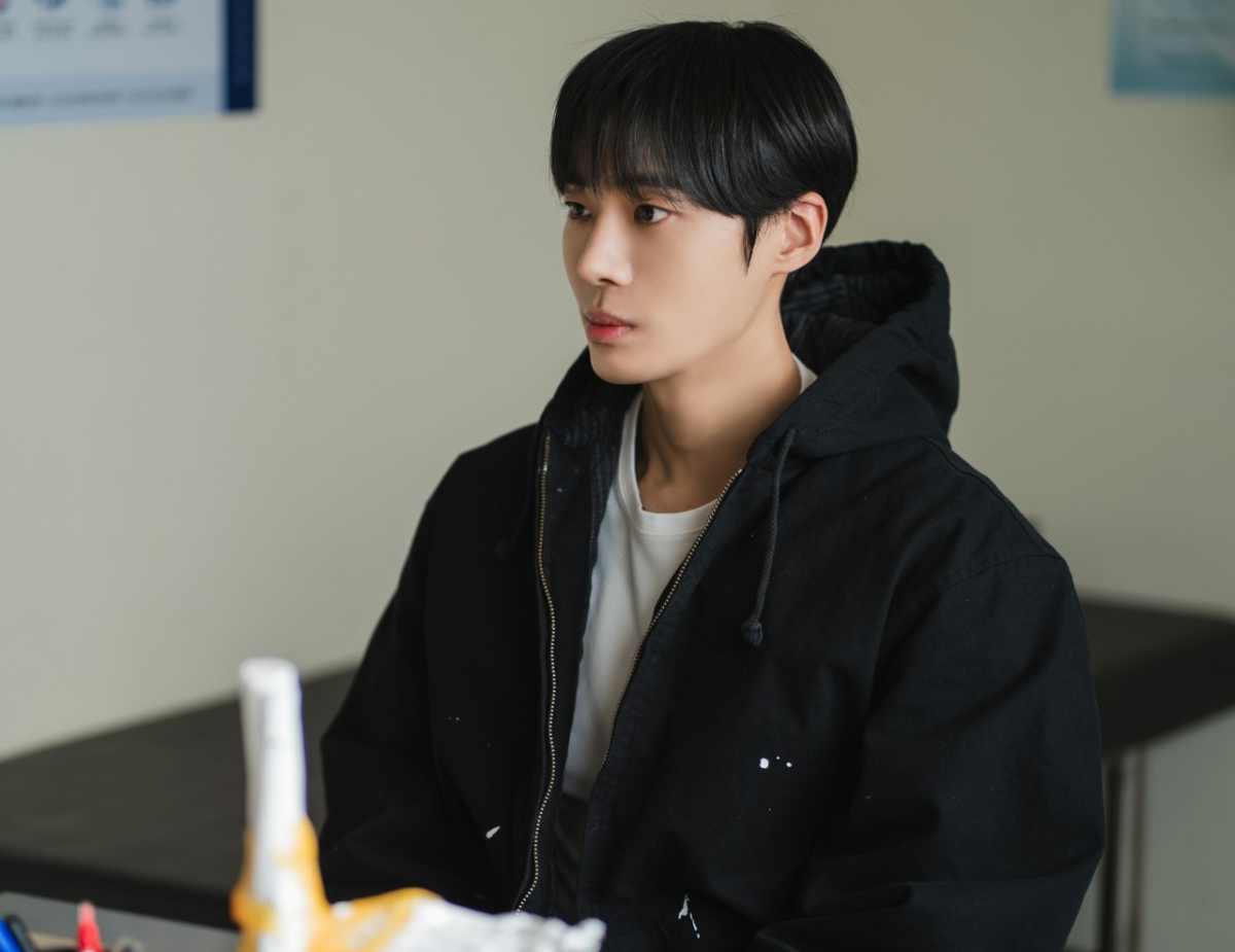 추영우, 너드미 장착한 '연애박사'