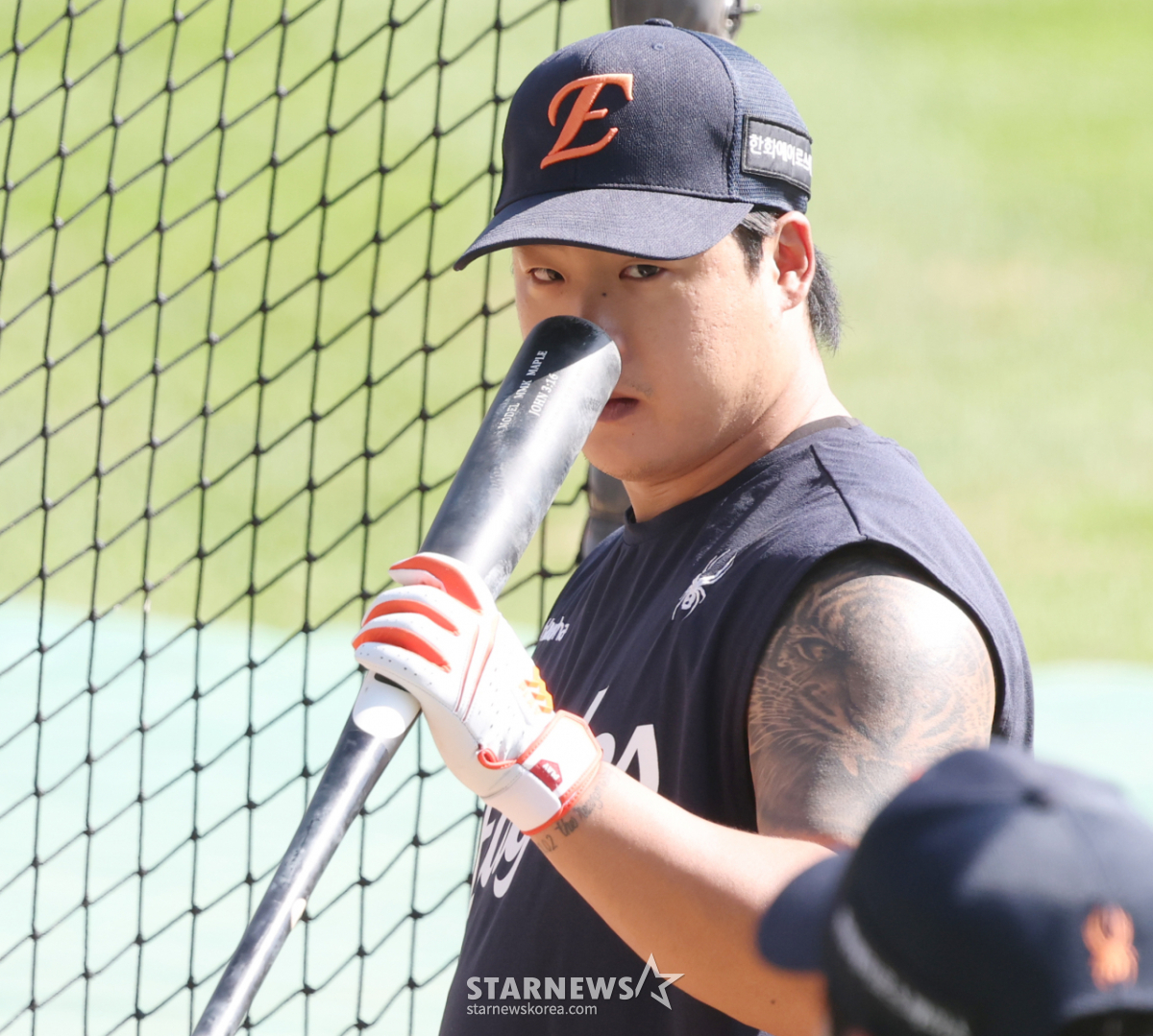 [포토] 강백호 '오늘은 왠지 홈런의 향기가'