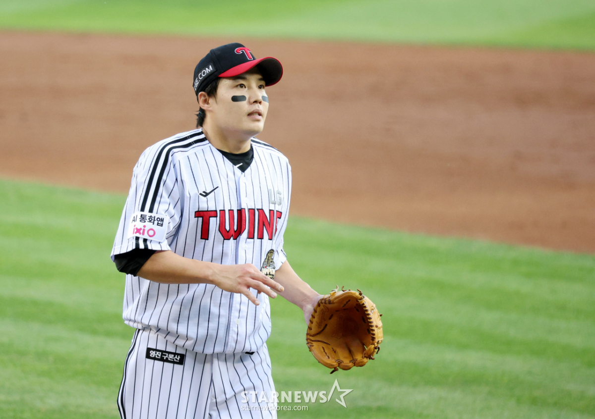 [포토] 임찬규 '15승이 보인다'