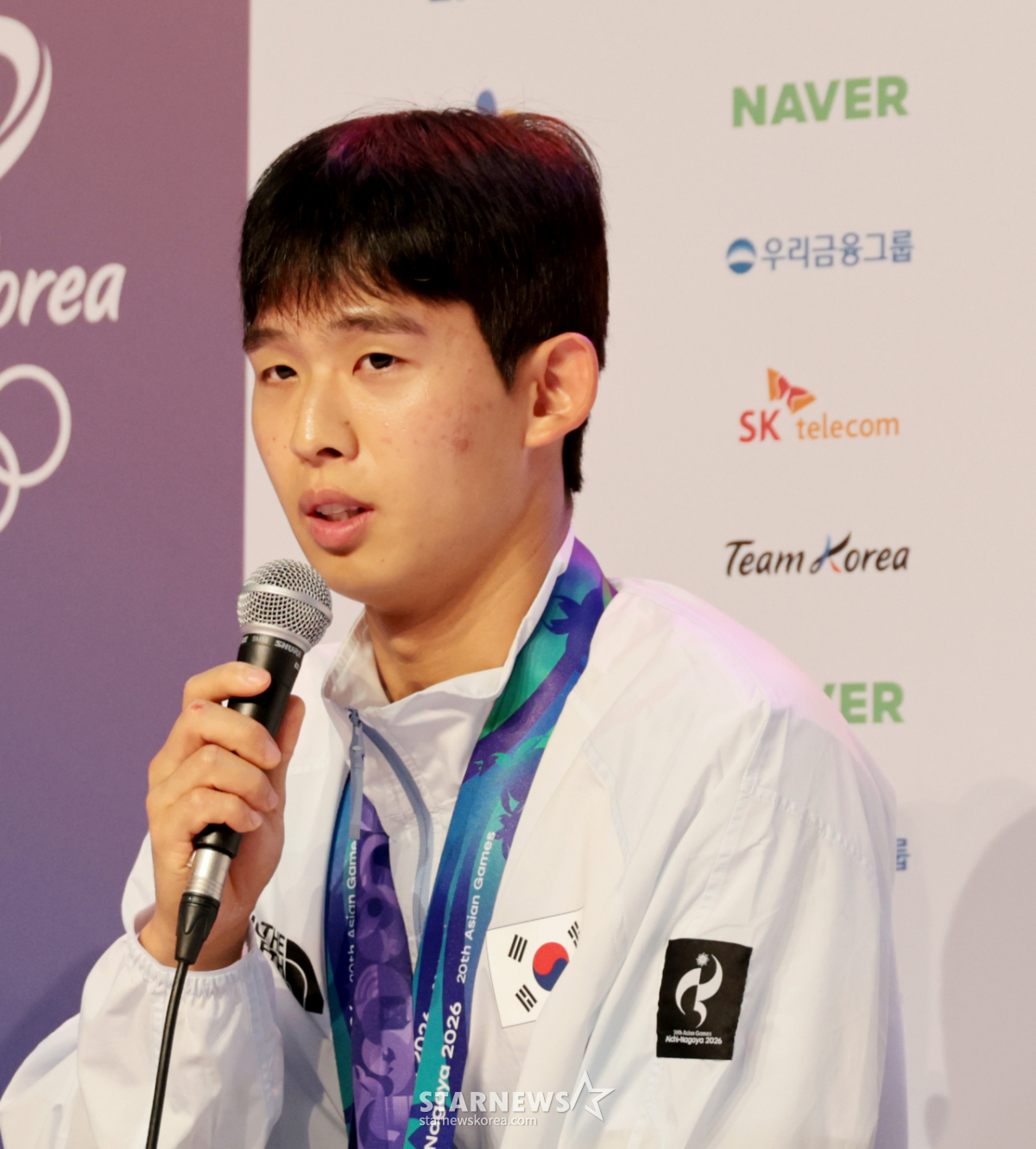 [포토] '기분좋은 대한민국의 출발' 이종현