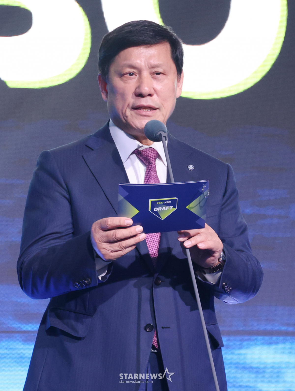 [포토] 허구연 총재, 1300만 돌파는 따놓은 당상