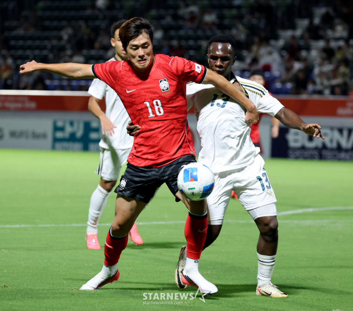 [포토] 양보없다! 김명준