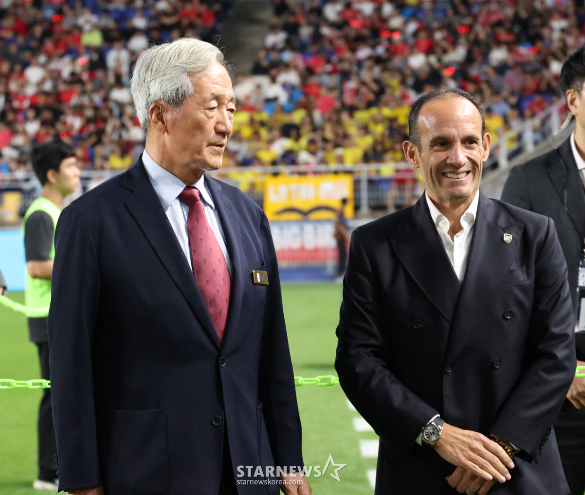 [포토] 정몽준 이사장, 한국 축구여 일어나라