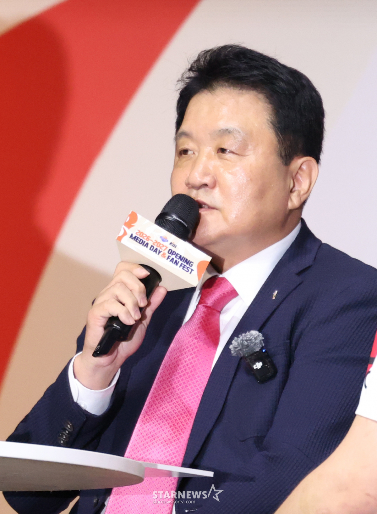 [포토] 유도훈 감독 'AG 금에 큰 박수를'