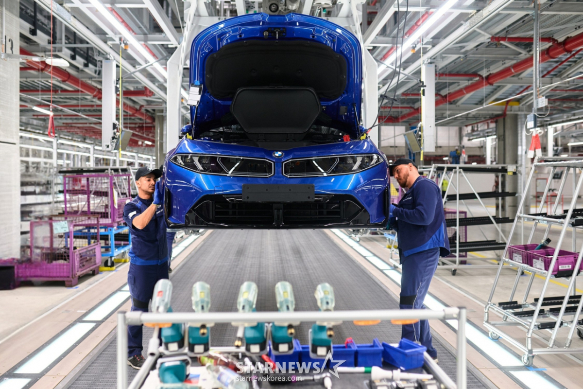 뮌헨은 전기차, 딩골핑은 내연기관…BMW, '메이드 인 저머니' 생산기지 재편