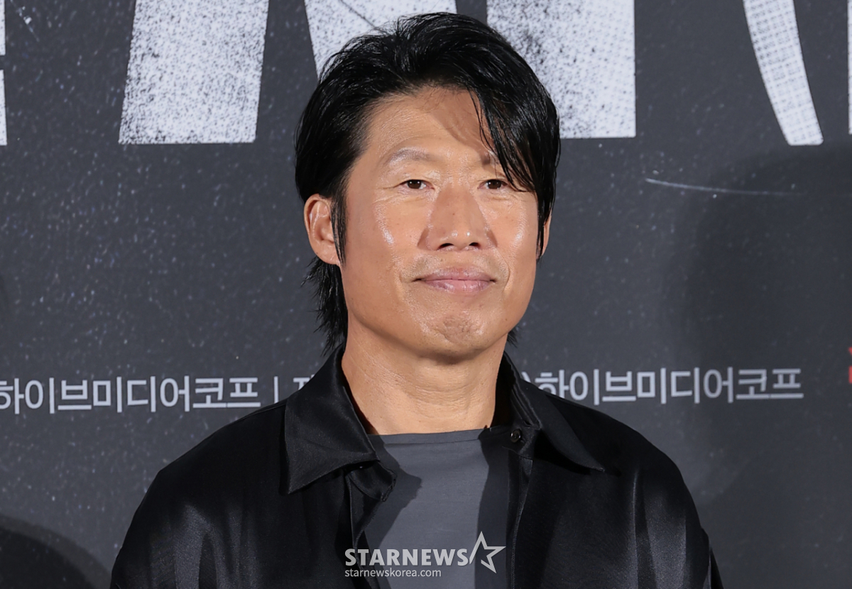 '윤석열 팬클럽 회장', 유해진 집 앞 집회 예고..자택까지 공개 [스타이슈]