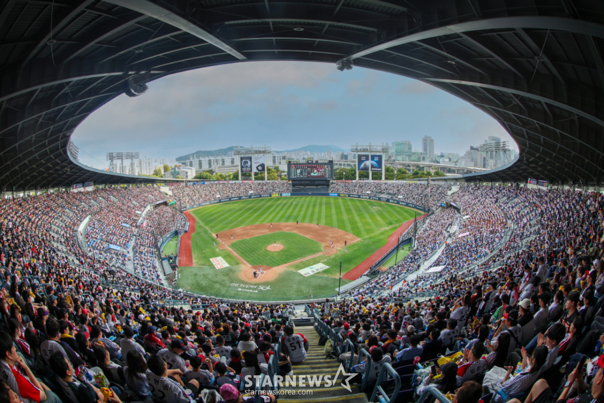 2026 KBO League Breaks Attendance Record With 12,362,000 Spectators