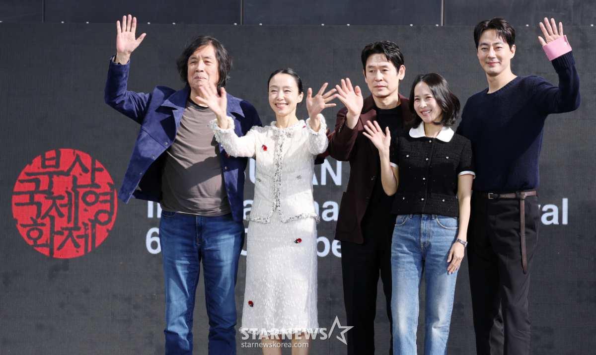 부산 관객들 만난 영화 '가능한 사랑' 팀[★포토]