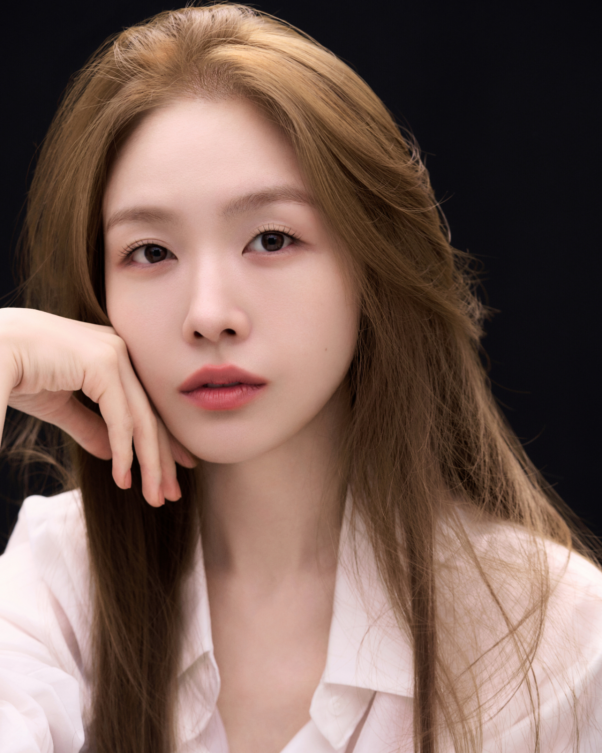 방민아, ♥온주완과 결혼 후 새로운 출발..새 프로필 공개