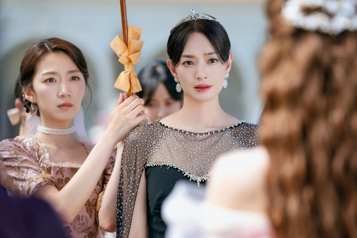 신민아 공주님→말 탄 이종석 왕자님 '시선 강탈'..'재혼황후' 비주얼