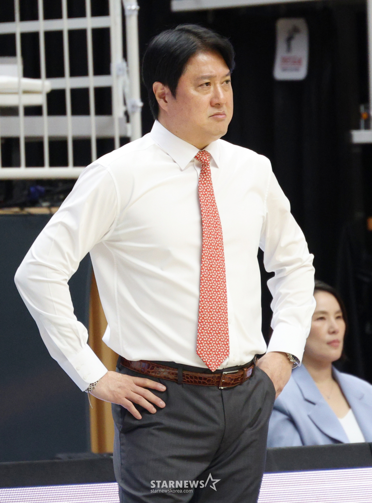 [Photo] Moon Kyung-eun, Coach Lambo's Rising Temper | STARNEWS