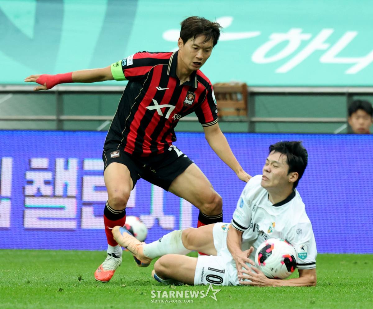 [포토] '김진수 파울에 쓰러진' 모재현