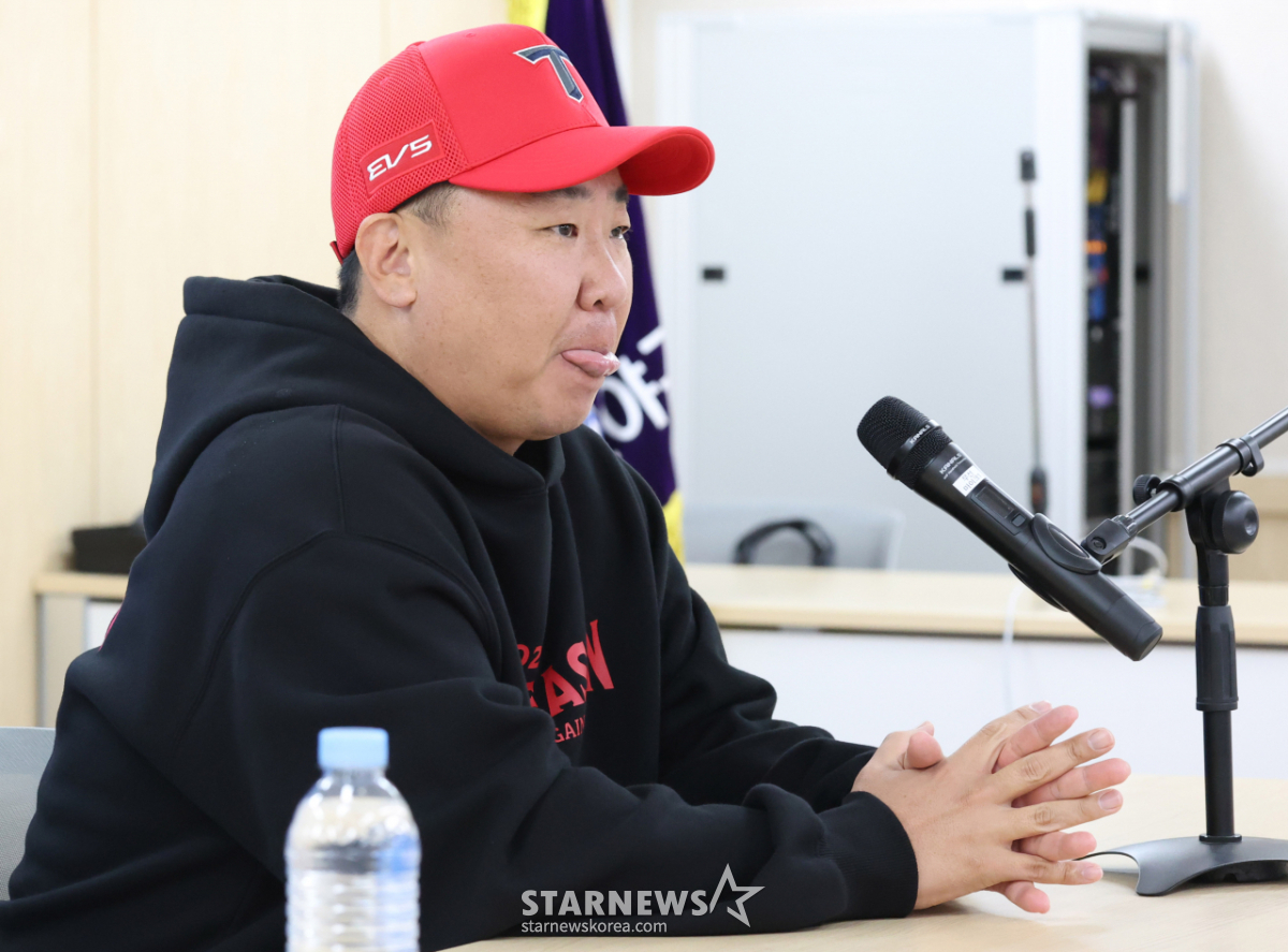 [포토] 이범호 감독 '하루 더 쉽니다'
