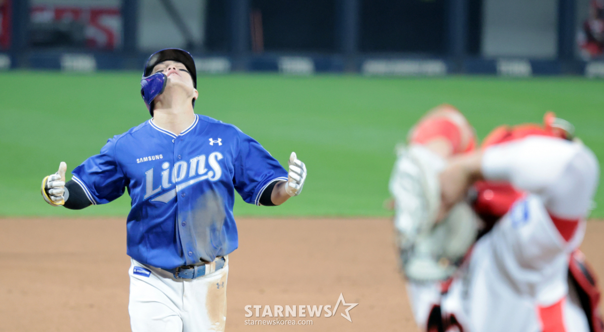 [Photo] 'Gratitude Toward the Sky' Comeback Two-Run Home Run by Ryu Ji ...