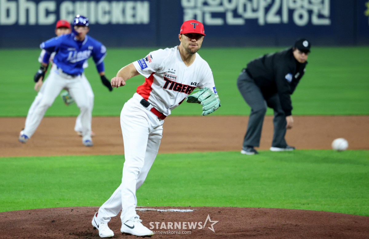 [포토]'3회초 류지혁에 1타점 적시타 맞는' 네일