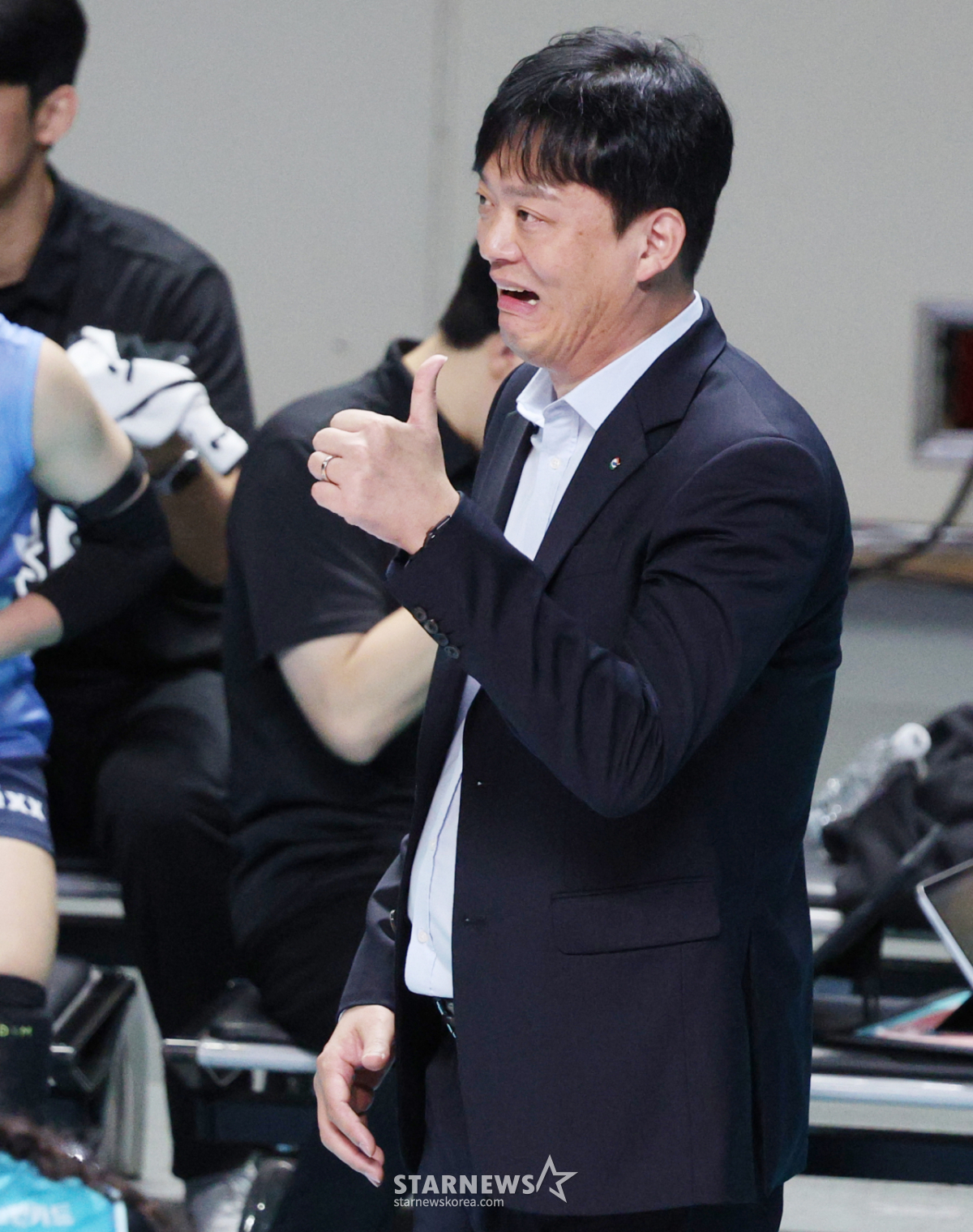 [포토] 이영택 감독 '절로 엄지척'