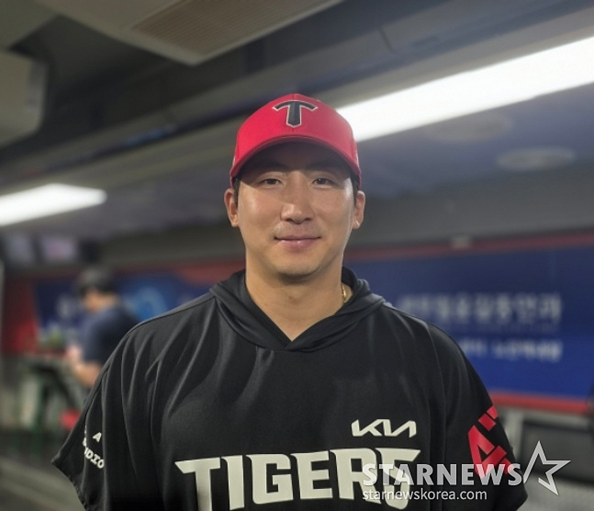 찢어진 장갑 바꾸고 홈런 '또' 홈런! 소름 돋는 캡틴 직감, KIA 연패 끊어냈다 "느낌이 이상했어요" [광주 현장]