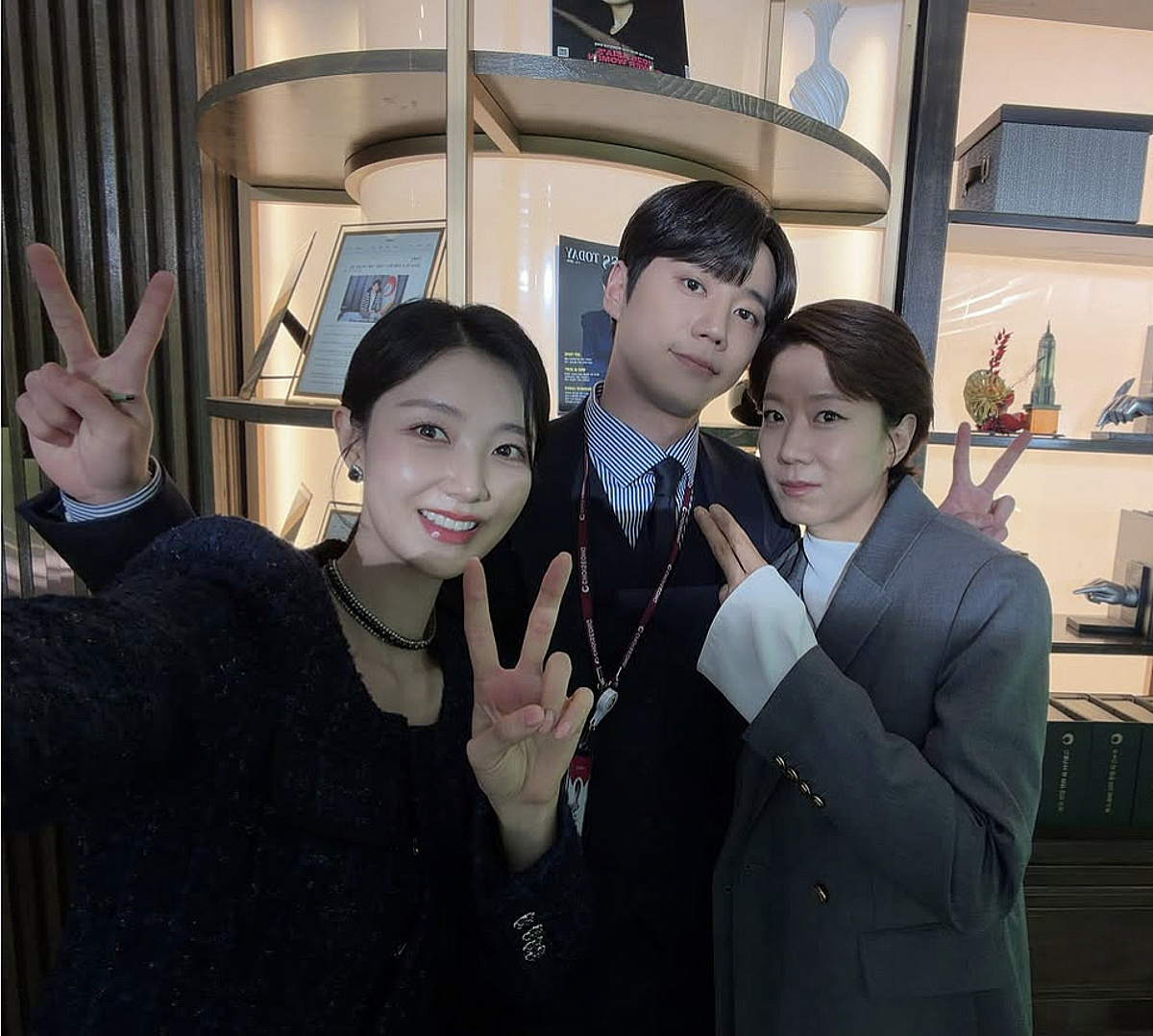 '신입사원 강회장' 종영..배우들, 비하인드 사진 공개[스타이슈]