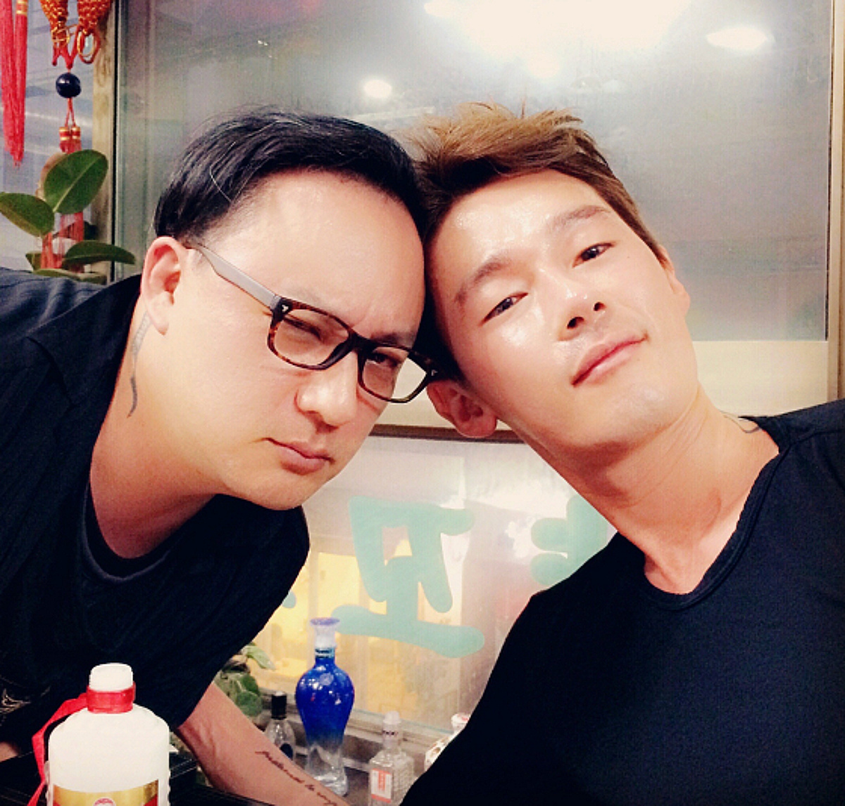 허지웅, 故 신해철 향한 그리움.."왜 불러놓고 말을 못 했어"
