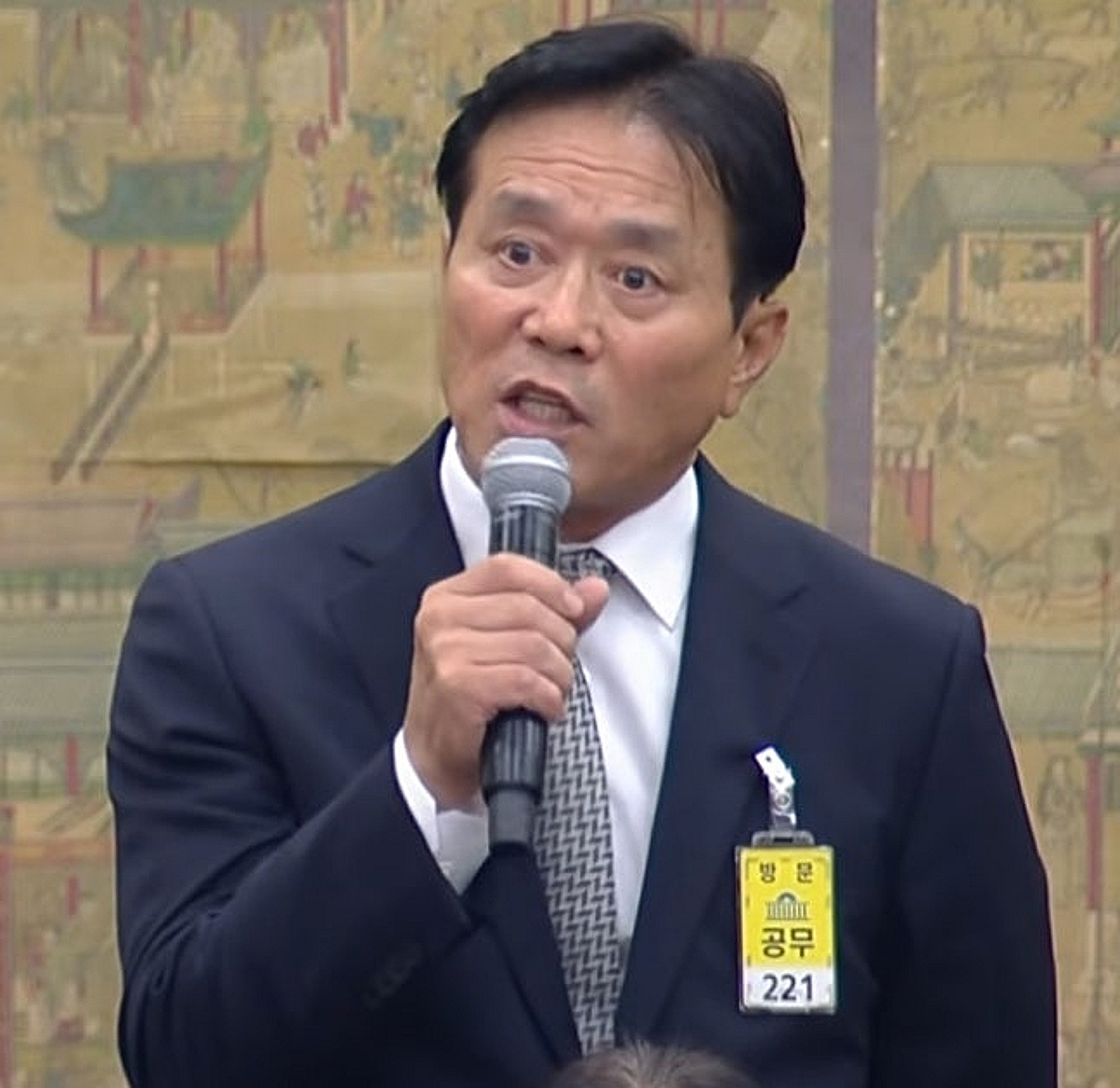 [공식발표] "거기는 끼지 마시고, 아침부터" 청문회 태도 논란 문진희, 결국 심판위원장 사임