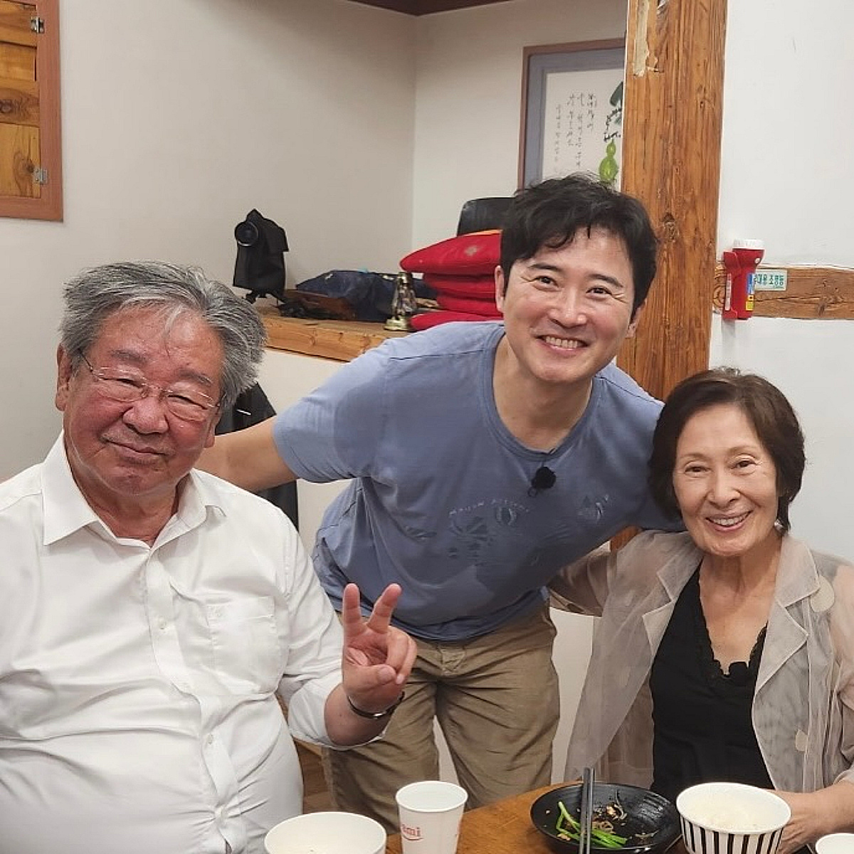 임호, '전원일기' 아버지 故 최불암 추모 "아프시다 돌아가셔 마음 아파"