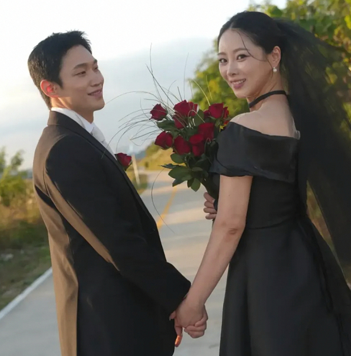 '돌싱' 유현철♥10기 옥순, 파경설 딛고 혼인신고 3년 만 결실 "드디어 결혼"[스타이슈]