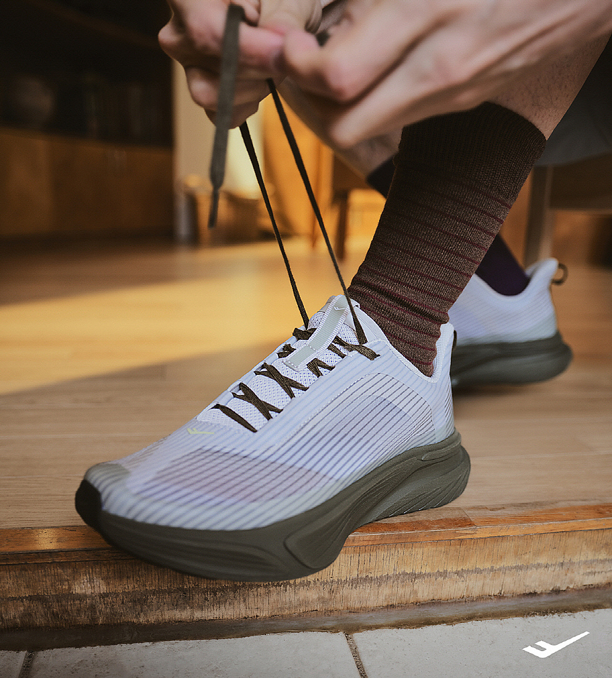 프로스펙스, 러닝화 'SWNA SEAM 26' 선봬