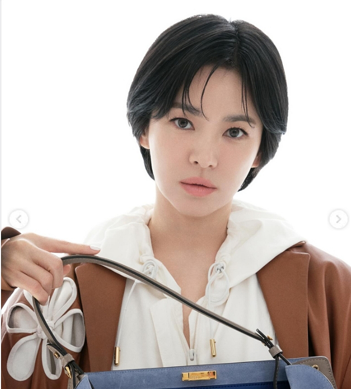 송혜교, 어제는 긴 생머리 오늘은 숏컷으로..미모 자랑